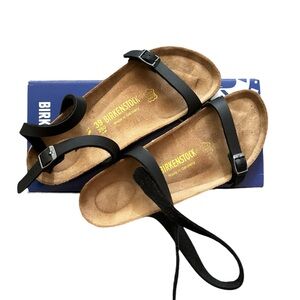 Birkenstock daloa sandal in black| women’s 39 | narrow fit